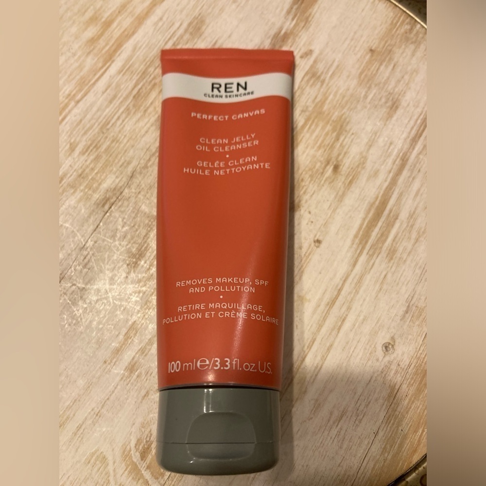 REN Clean Skincare Perfect Canvas Clean Jelly Oil Cleanser Makeup 3.3oz 100mL
